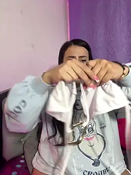 my_aleja_: онлайн-секс-чат