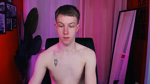 Dylan_Norton Show in webcam