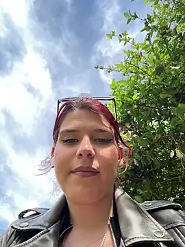 RiriRoseey's Live XXX Chat