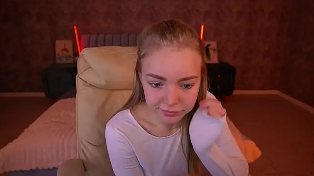 Chat XXX en directo de EmilySunshineS