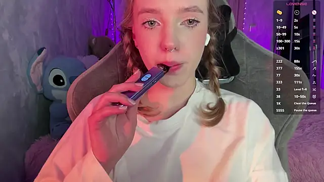 EveDarkSide's Live XXX Chat