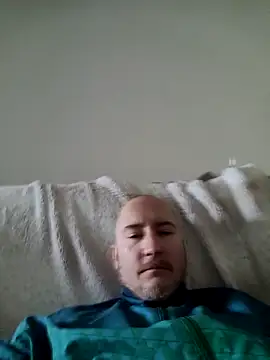 bretonbreton35 Show in webcam