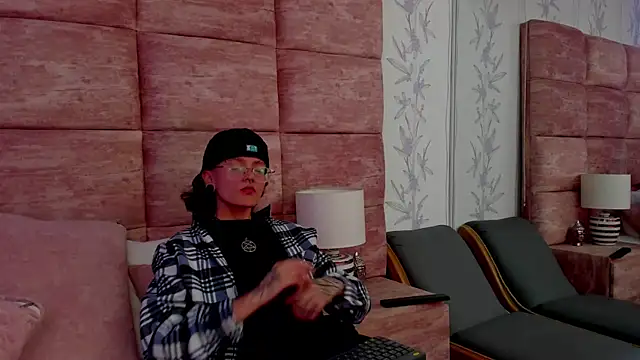 CaliferAndAuroran Live XXX chat