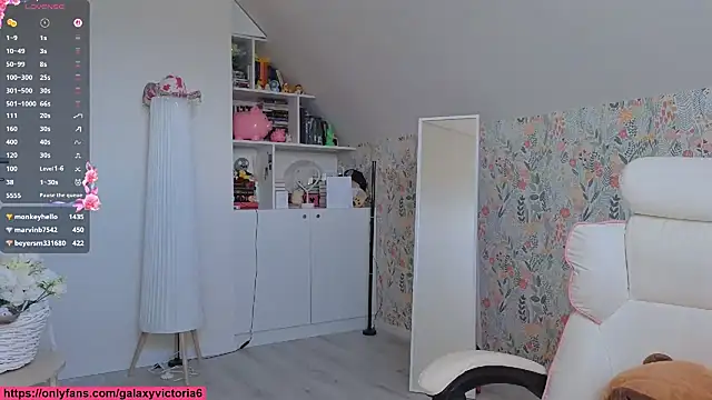 brilliantvictoria: онлайн-секс-чат