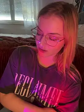 CherryyCheeks Webcamshow