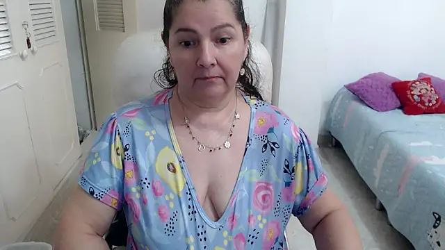 leonela_69 – Naživo XXX chat