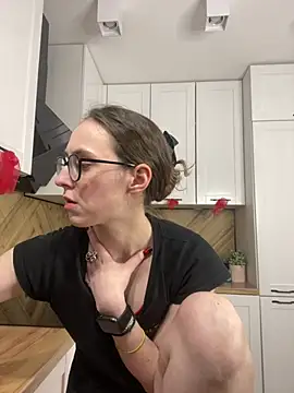 MartiniiSelenna 现场XXX聊天