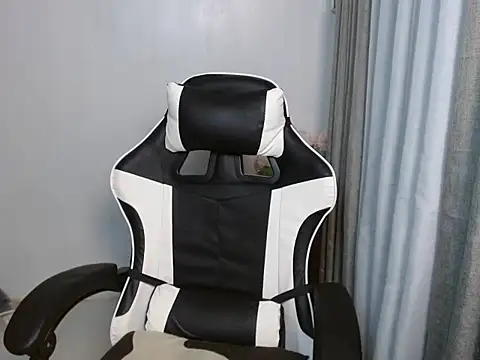 curlyasian_njxx Pertunjukan Webcam