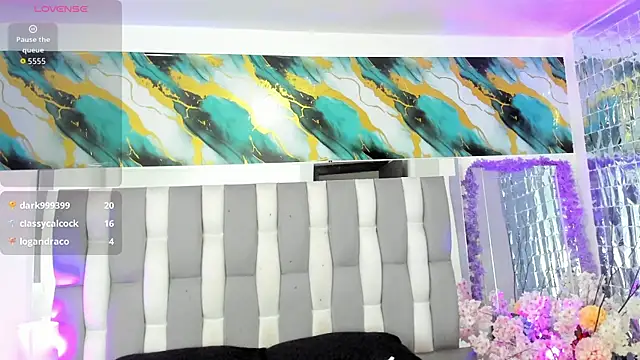 IsaDiiaz 即時 XXX 聊天