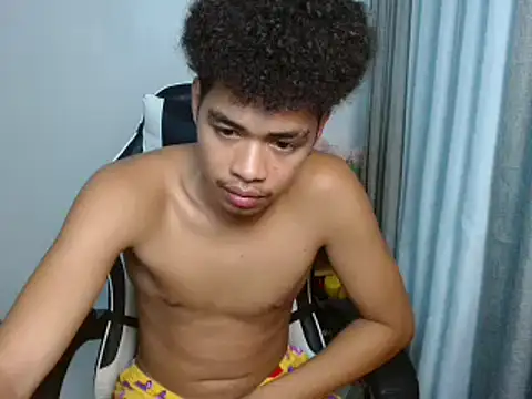 curlyasian_njxx 网络视讯表演