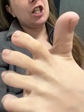 Chantalee 即時 XXX 聊天