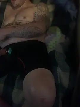 Ldnick69 élő XXX-chatje