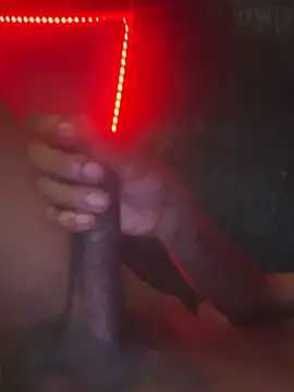 bbc_mru230 Adlı Modelin Web Kamerası Şovu