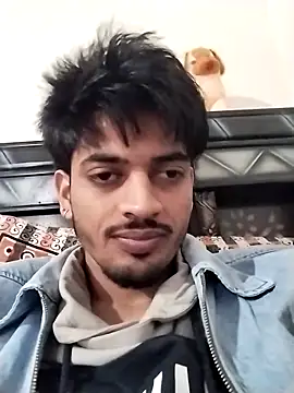 Chat +18 de Wild_Vassu ao vivo