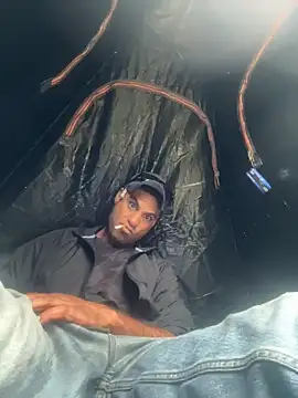 ZF-Athlete: διαδικτυακό σόου στην κάμερα