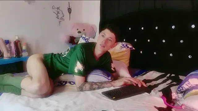 Tyler_cat Chat XXX live