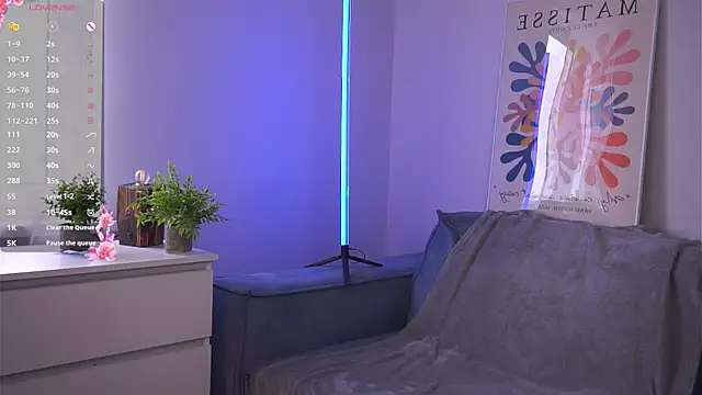 MirnaTellado: онлайн-секс-чат