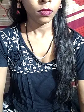 Czat XXX na żywo – Itz_Aisha__