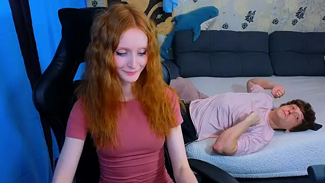 Show modela lakmsrrrmrrr na web-kameri