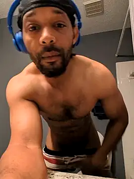 TheGoldenBoldy321's Webcam Show