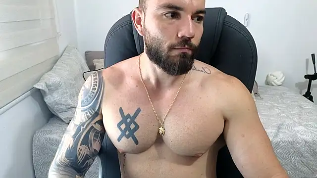 Show modela Isaac_Carter na web-kameri