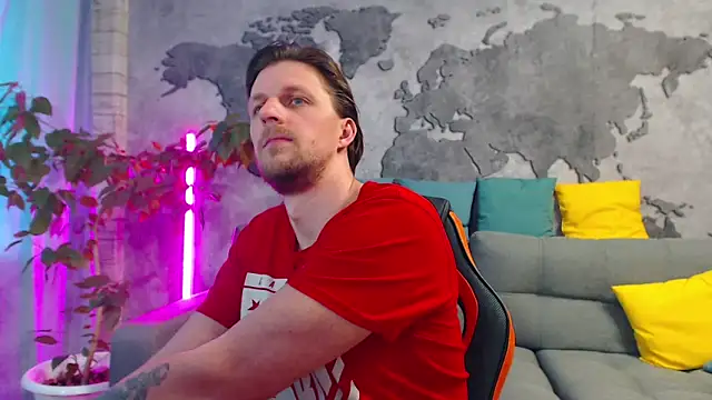 VikingChrisss Show in webcam