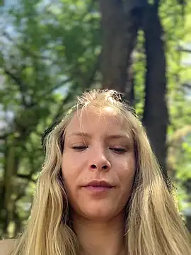 AnastasiaAniess' Live XXX Chat