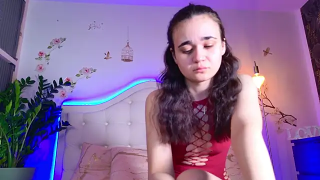 TinyBlair Chat XXX in diretta