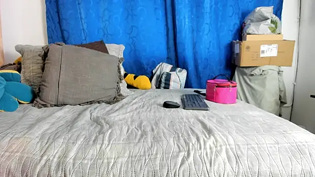 BlowMommy_ 即時 XXX 聊天