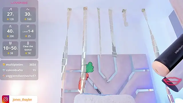 Thayler_jones Adlı Modelin Web Kamerası Şovu