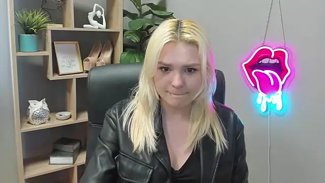 Chat XXX ao vivo de SweetLilyxo