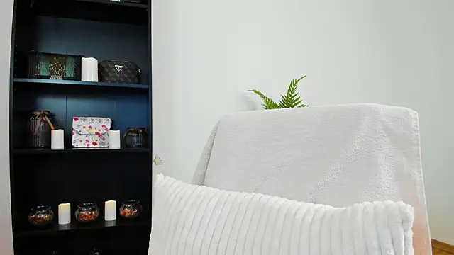 Chat XXX ao vivo de khloe_starrr