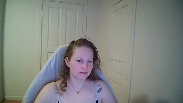 Girlnina-1995 – Live XXX-chat