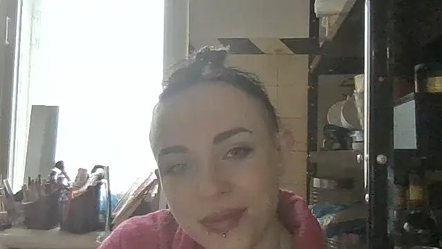 Chat +18 de Trinsy_Love ao vivo