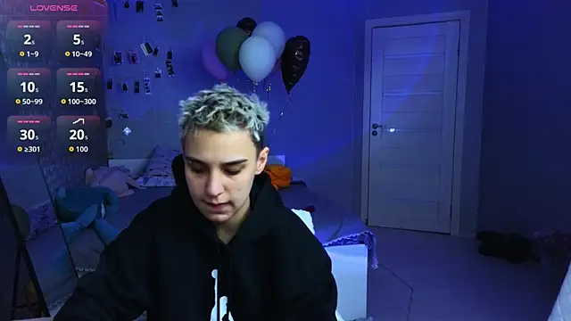 LuxuryLoverss' Live XXX Chat