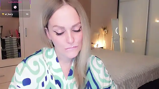 Libby_Nora 现场XXX聊天