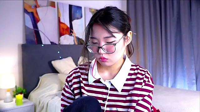 NelleMihalko Live XXX-Chat