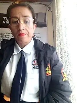 Valentina--1's Live XXX Chat