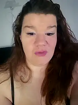 curvystachel42's Live XXX Chat