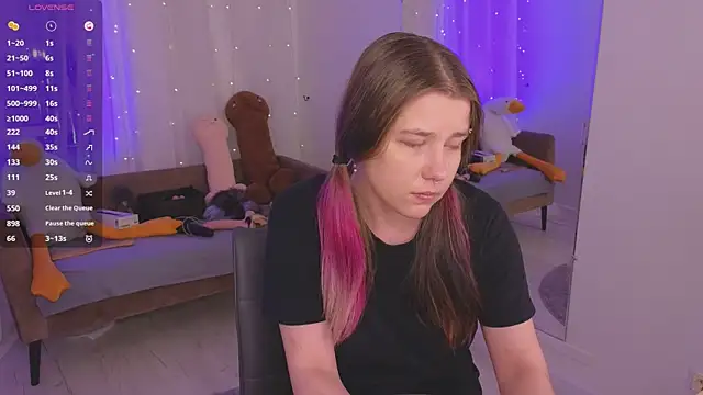 Mira_Falls' Live XXX Chat