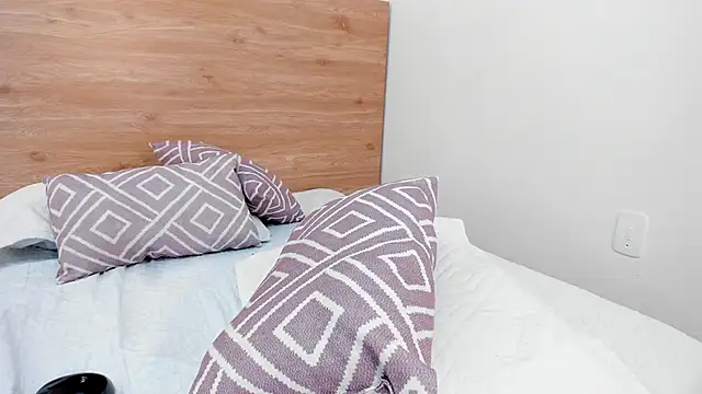 แชท XXX สดของ thamiina_