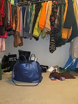 Chat XXX en directo de CoCoGoddess_