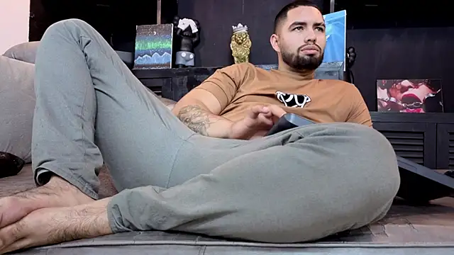 Pokazy przed kamerką – matteosantos