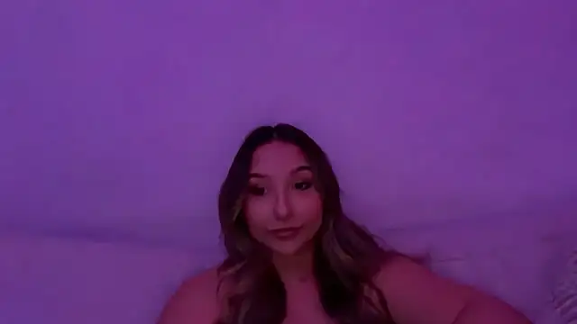 lustfulsmiles' Webcam Show