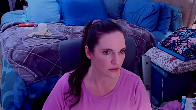 Онлайн чат XXX ninajaymes