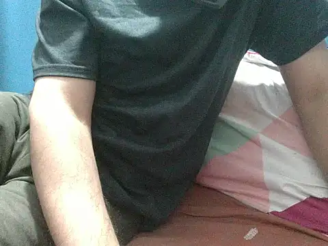 Precumboner 即時 XXX 聊天