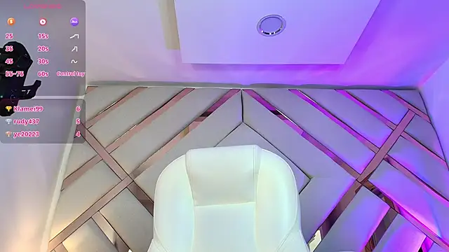 Chatroom XXX en direct de Noa_butterfly_