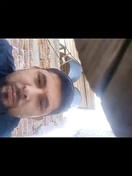 BustedCall Pertunjukan Webcam