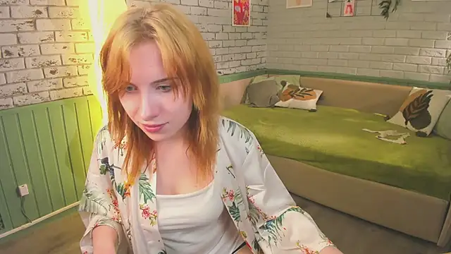 miraiakik élő XXX-chatje