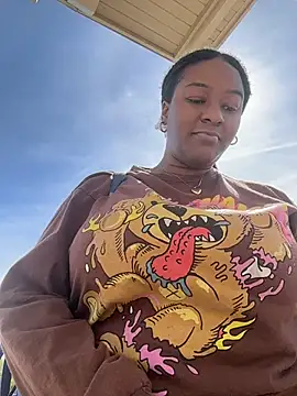 CoCoGoddess_: онлайн-секс-чат